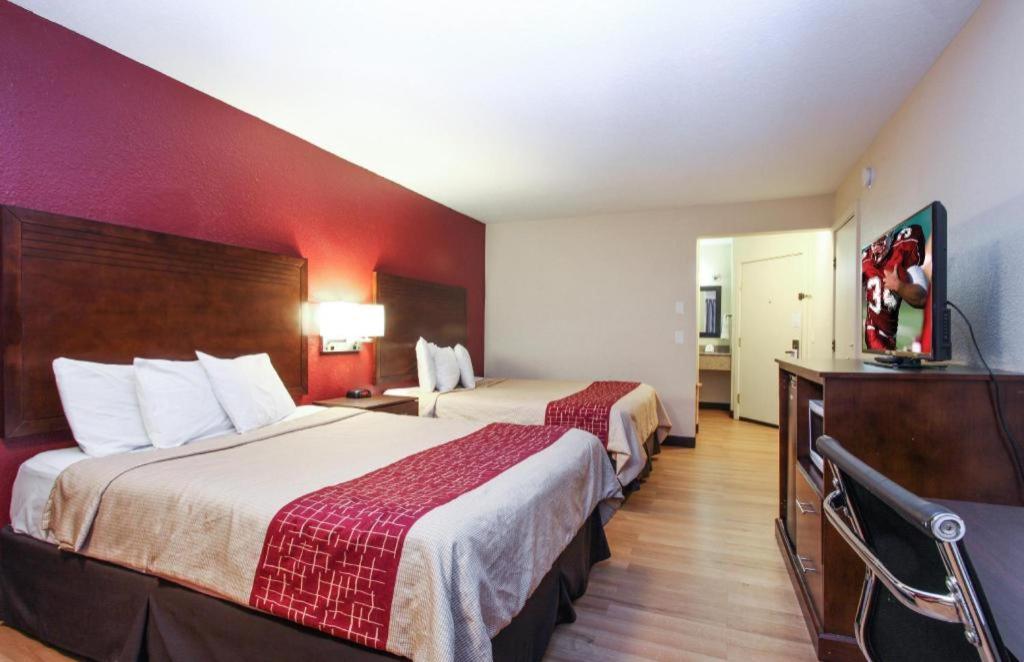 Evergreen Inn & Suites Portland (Adults Only) Exterior foto